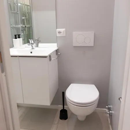 Numi Bed & Breakfast 4*