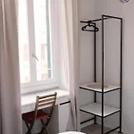 Numi 4*